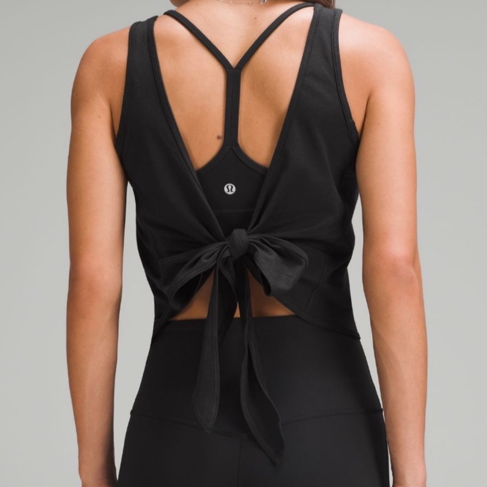 Black Lululemon It’s a Tie Reversible Tank